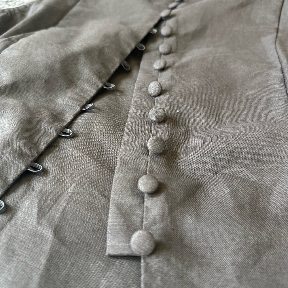 Petal & Pup Brown Sleeveless Button-Front Tank - Picture 3 of 7